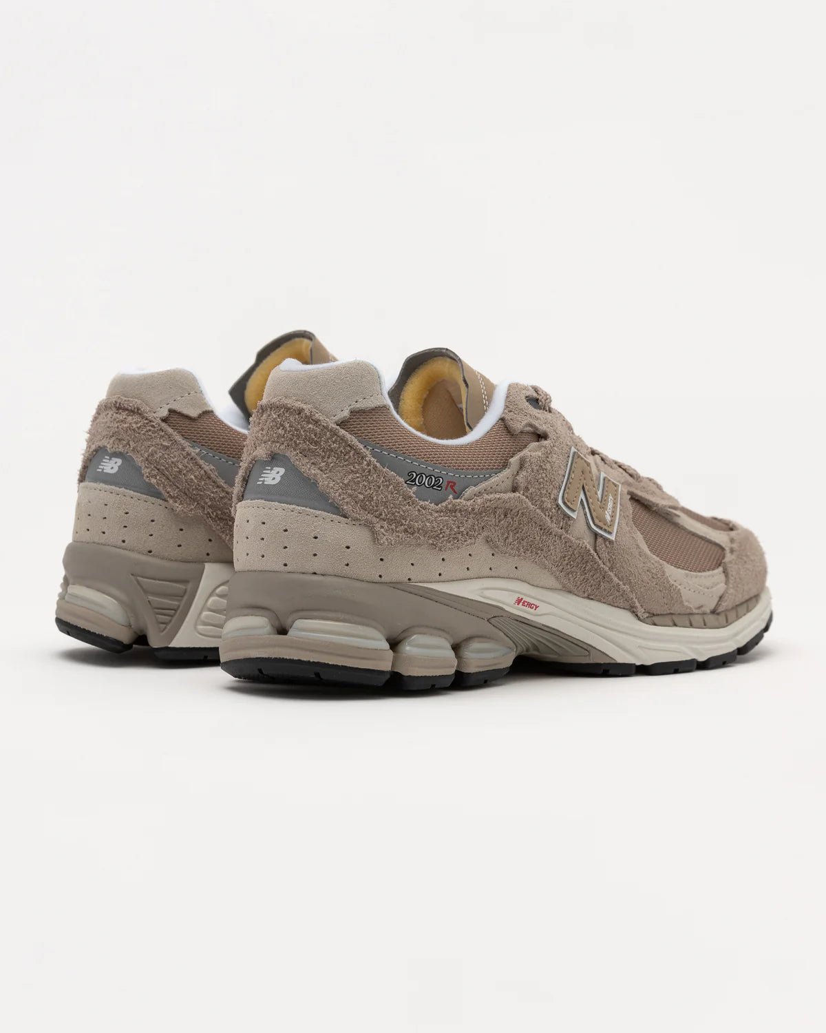 New Balance 2002R Protection Pack Driftwood M